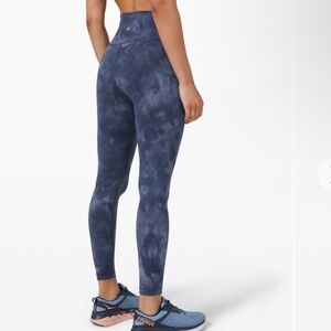 Lululemon Wunder Train High-Rise Tight 25" *Diamond Dye Shade Naval Blue size 8